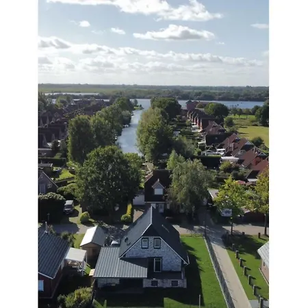 Fehnhuus Comfortable 펜션 Timmel